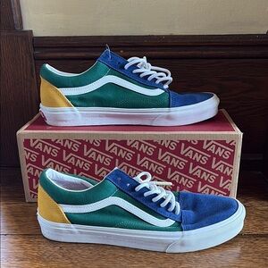 NWT Vans Old Skool
